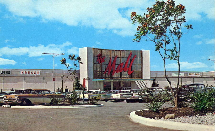 Summit Place Mall (Pontiac Mall) - Vintage Postcard (newer photo)